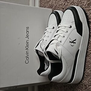 *New* Calvin Klein Aubrie Sneaker
